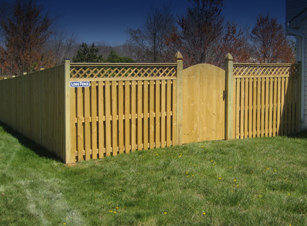 Privacy Fence with Walk Gate