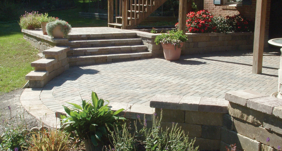 2 Tier Paver Patio with Garden Walls