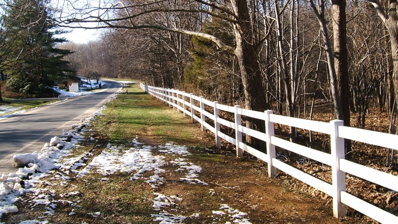 Commercial Paddock Vinyl Fence