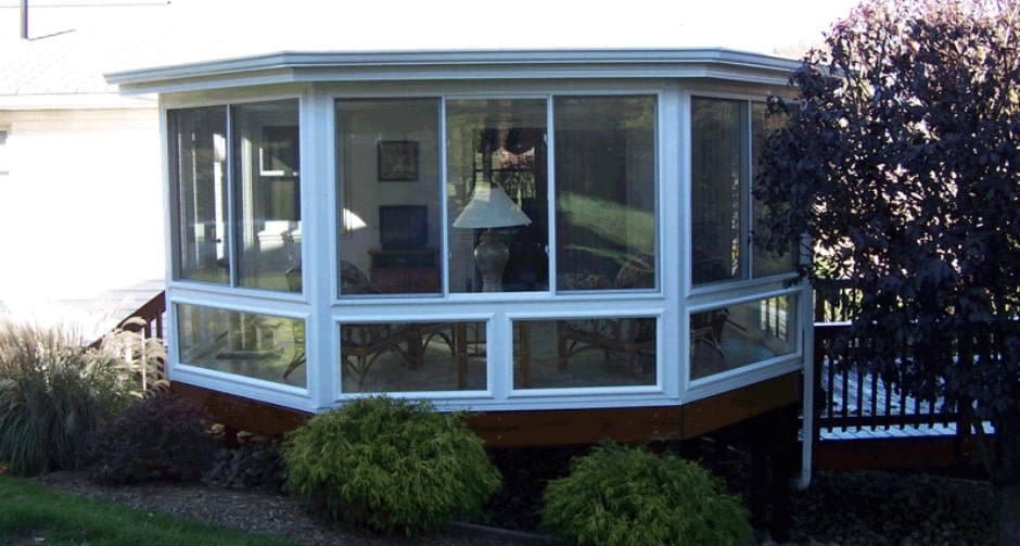 Vinyl Finish Sunroom