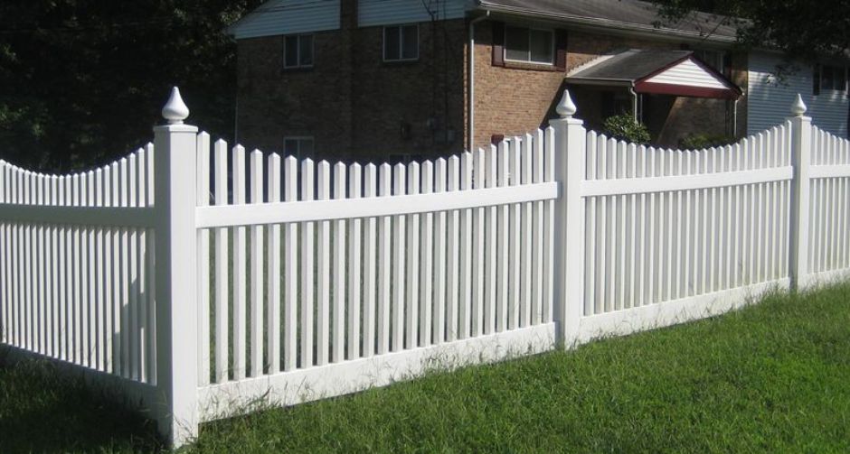 Vinyl Picket Fence